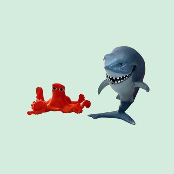 Hank the Octupus & Bruce Shark Disney Pixar Finding Dory Toy Cake Toppers - Picture 1 of 4